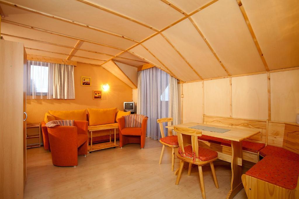 Appartement Aurora Langenfeld Ruang foto